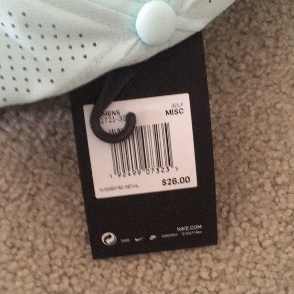 Nike hat - Picture 4 of 4